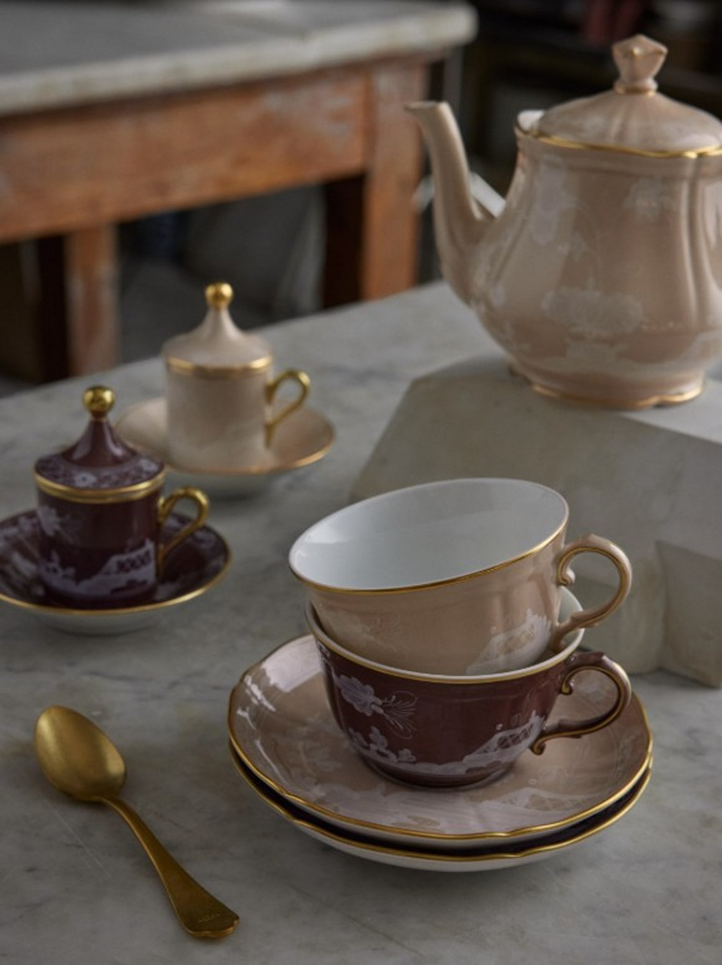 リチャードジノリ コロナ スープカップ＆ソーサーとプレート,2セット